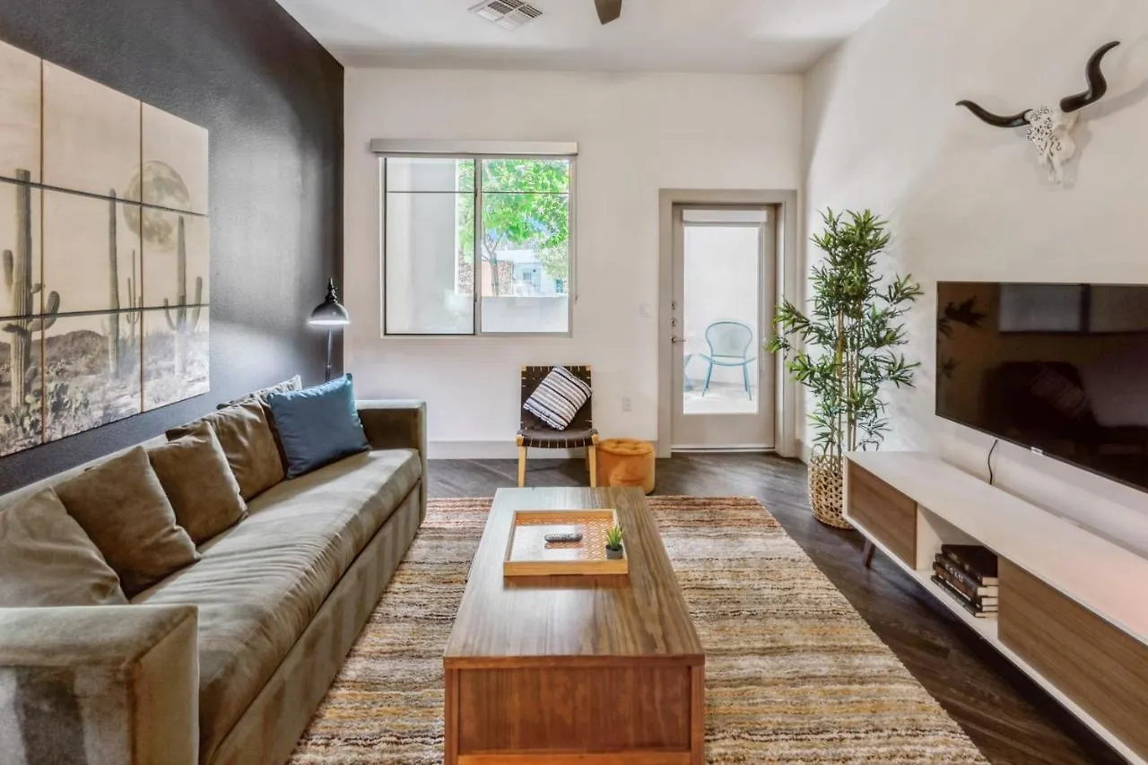 Kasa Scottsdale North Phoenix Apartment